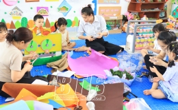 Vũ Thư: Sáng tạo trong phong trào tự làm đồ dùng, đồ chơi ở trường mầm non