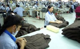 Xuất khẩu dệt may đạt gần 9 tỷ USD