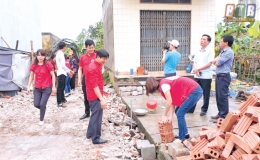 Đồng hành cùng học sinh nghèo hiếu học