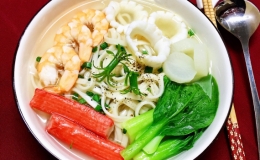 Cách làm mì hải sản siêu ngon đãi cả nhà trong ngày cuối tuần