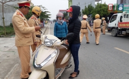 Phát hiện xử lý 983 trường hợp vi phạm an toàn giao thông