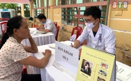 Bệnh viện Tâm thần tỉnh khám sàng lọc bệnh trầm cảm cho người dân