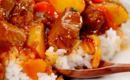 Bò hầm cà chua hấp dẫn cho bữa cơm gia đình