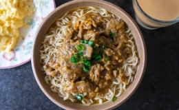 Cách làm mì bò sa tế đậm đà