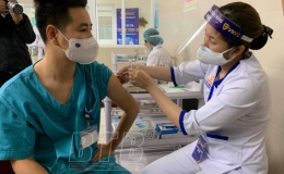 Có thêm 17.979 người được tiêm chủng vaccine phòng Covid-19 trong ngày 3/7/2021