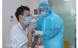 Triển khai kế hoạch tiêm 29.340 liều vắc xin phòng Covid-19 năm 2021
