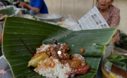 Món ăn vặt không thể bỏ qua ở Indonesia