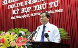 Nêu cao tinh thần trách nhiệm trước cử tri và nhân dân, phát huy dân chủ, trí tuệ, xem xét, quyết nghị đúng đắn các vấn đề theo luật định