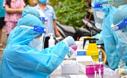 Những điều cần biết về tiêm vaccine mũi 4 và các biến chủng mới của COVID-19