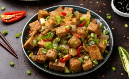 Cách làm đậu hũ chiên muối tiêu