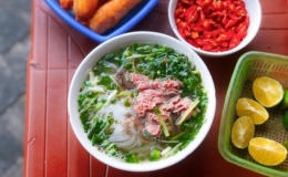 Phở Việt được ví như "bản giao hưởng hương vị"