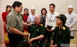 Quan tâm, chăm lo thương bệnh binh, người có công với cách mạng bằng sự tri ân sâu sắc, trách nhiệm cao nhất