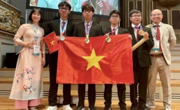 Việt Nam giành ba huy chương vàng Olympic Hóa quốc tế