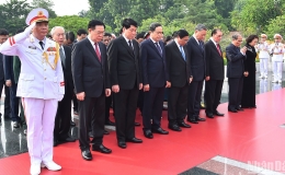 Lãnh đạo Đảng, Nhà nước dâng hương tưởng niệm các Anh hùng liệt sĩ