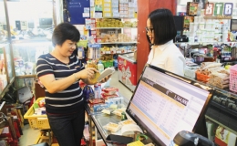 Thanh toán không dùng tiền mặt ngày càng phổ biến