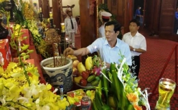 Tâm huyết của sự cống hiến với lòng thành kính làm theo Bác kính yêu