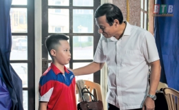 “Tài không đợi tuổi”