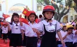 Thực hiện “Tháng cao điểm an toàn giao thông cho học sinh đến trường”