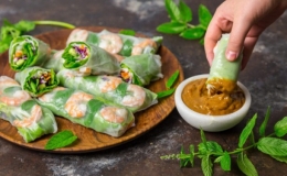 Cách làm gỏi cuốn tôm đơn giản