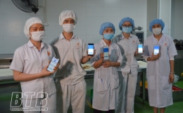 Trên 102.000 cán bộ, công nhân viên chức lao động cài đặt ứng dụng Bluezone