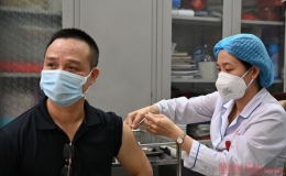 Bộ Y tế sẽ điều chuyển vaccine Covid-19 của những địa phương tiêm chậm