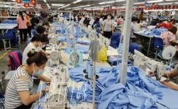 Hoạt động xuất, nhập khẩu trong tháng 7 có dấu hiệu chững lại