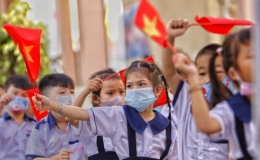 Không tăng học phí, không để học sinh không thể đến trường vì điều kiện kinh tế
