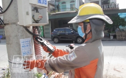 Tiêu thụ điện tăng cao, EVN khuyến cáo khách hàng sử dụng điện tiết kiệm