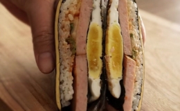 Hai cách làm kimbap gấp nhanh gọn cho dân văn phòng