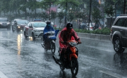Bao giờ miền Bắc đón mưa dông diện rộng, giảm nhiệt?