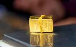 Giá vàng hôm nay 31/8: Vàng trong vòng xoáy giảm sâu