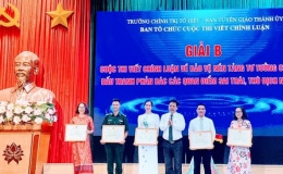 Hải Phòng trao 27 giải thưởng chính luận viết về bảo vệ nền tảng tư tưởng của Đảng