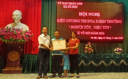 Vũ Hội: Biểu dương 1 gia đình nhặt được gần 50 triệu đồng trả lại người mất