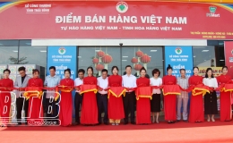 Khai trương điểm điểm bán hàng Việt Nam tại huyện Hưng Hà