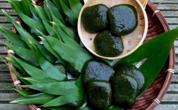 Lên Lạng Sơn nhớ thưởng thức món bánh ngải dẻo thơm, mềm mịn