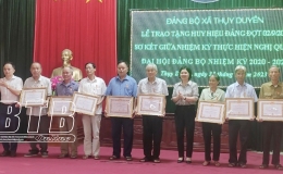 Thái Thụy: 350 đảng viên được trao huy hiệu Đảng đợt mùng 2/9