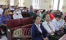 Vũ Thư: Tập huấn sử dụng vắc-xin phòng bệnh dịch tả lợn châu Phi