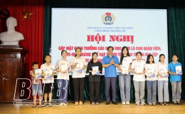 Công đoàn ngành y tế: Gặp mặt, khen thưởng con đoàn viên đạt thành tích cao trong học tập