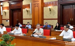 Tập trung công sức, trí tuệ hoàn thiện văn kiện quan trọng của Đại hội XIV