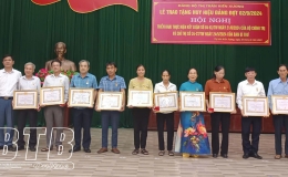 Thái Bình trao tặng, truy tặng Huy hiệu Đảng cho 2.995 đảng viên trong đợt 2/9/2024