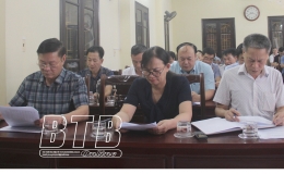 Tổ chức 2 đợt phòng, trừ sâu đục thân hai chấm và các đối tượng sâu, bệnh hại khác