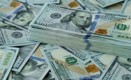 USD chạm mức thấp nhất trong năm nay so với đồng Euro