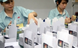 Sản xuất điện thoại di động tăng 40,4% trong 8 tháng