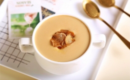 Thời tiết thay đổi làm ngay món sữa gừng phòng cảm