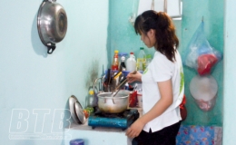 Đồng hành cùng công nhân vượt khó