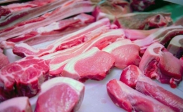 Giá thịt lợn hơi xuống 75.000 đồng/kg, nông dân vẫn có lãi