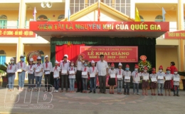 Hội Khuyến học tỉnh: Trao 660 suất học bổng cho học sinh có hoàn cảnh khó khăn, vượt khó, học tốt