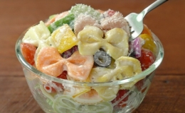 Cách làm salad mì ống lạ miệng
