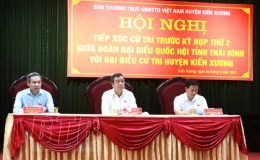 Đồng chí Ngô Đông Hải, Bí thư Tỉnh ủy, Trưởng đoàn đại biểu Quốc hội tỉnh tiếp xúc cử tri tại huyện Tiền Hải và Kiến Xương