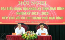 Đồng chí Ngô Đông Hải, Bí thư Tỉnh ủy, Trưởng đoàn đại biểu Quốc hội tỉnh tiếp xúc cử tri tại thành phố Thái Bình